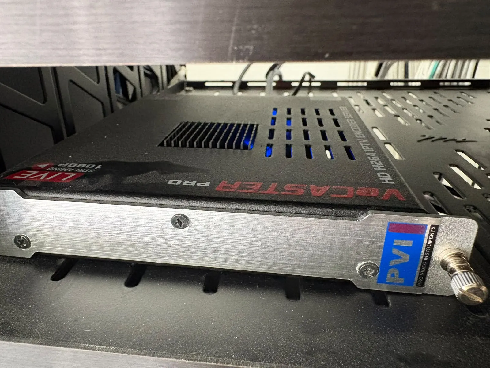 Video distribution component for connected displays